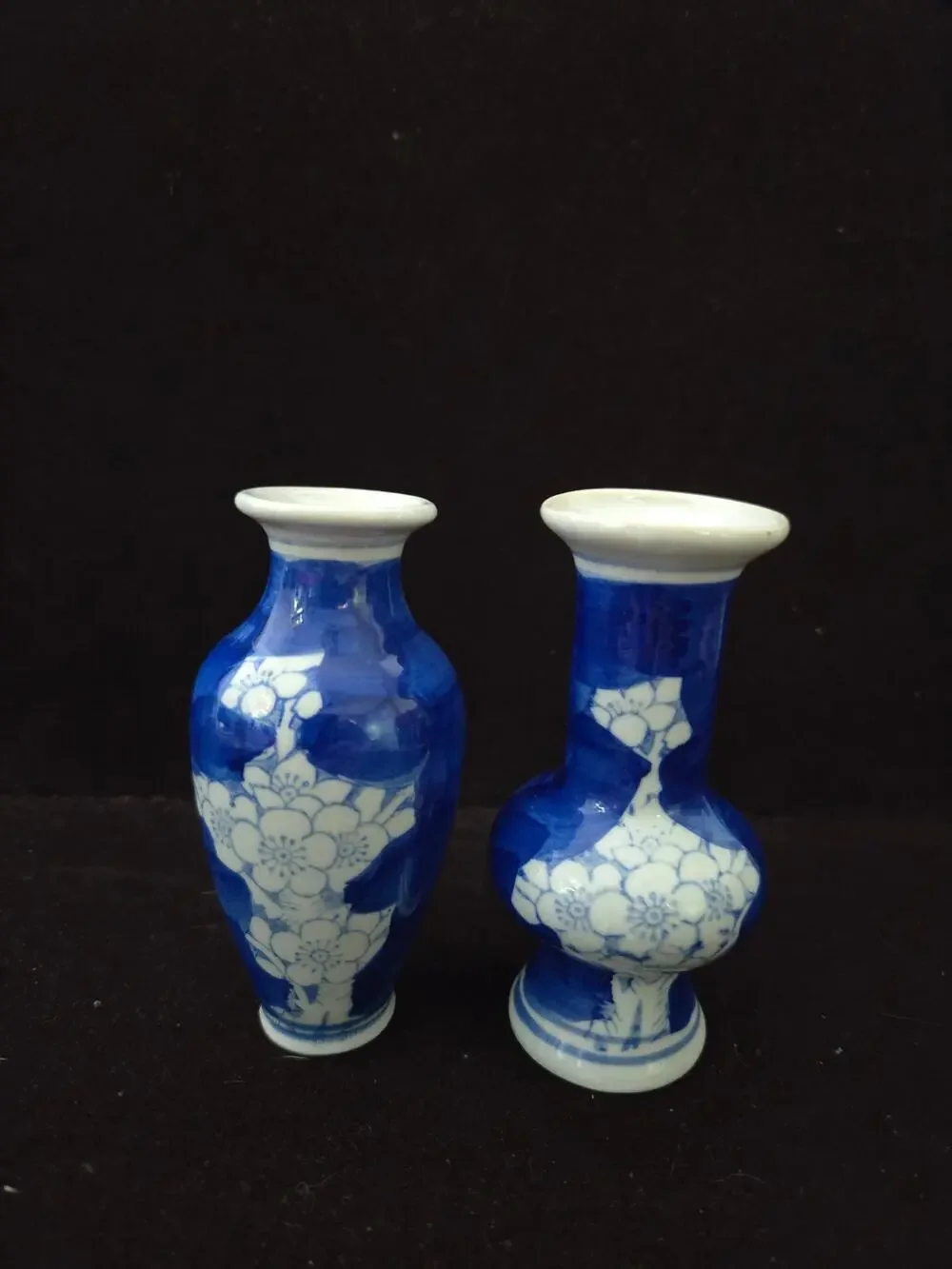 Vintage Chinese Blue & White Porcelain Mini Bud Vases Cherry Blossom Set of 2